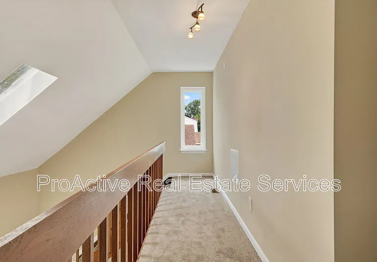 5025 Halwell Dr — Photo 16