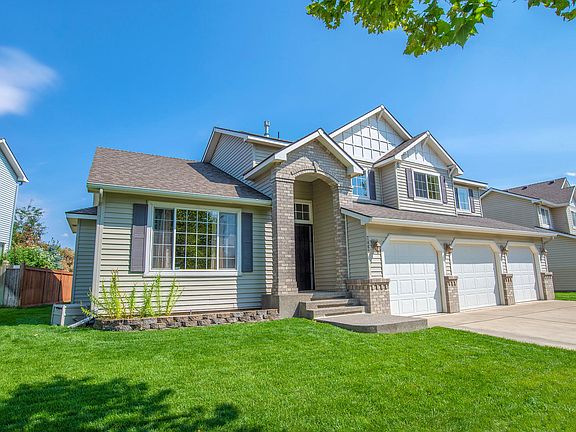 2nd image of 2060 N Palisades Dr