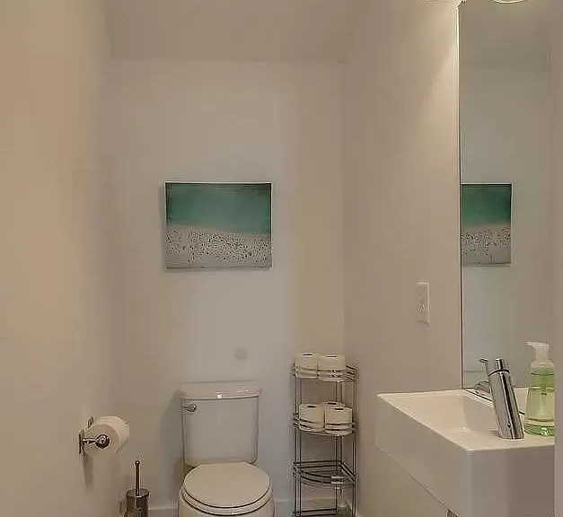 1411B Arthur Ave — Photo 8