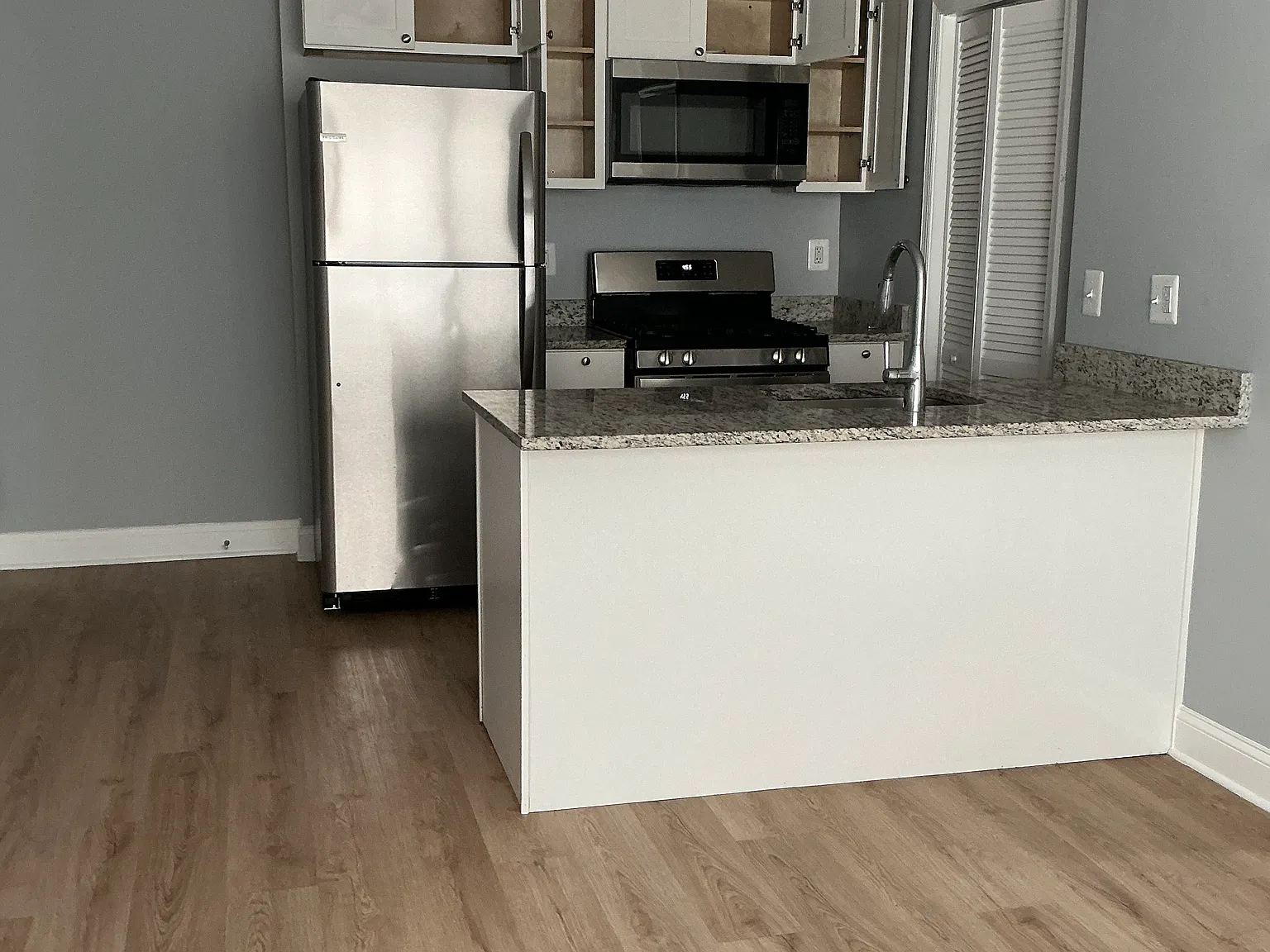 2 bed, $1,750 — Photo 2