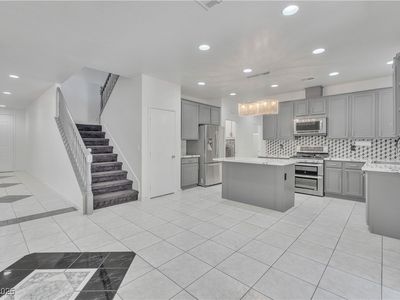 7917 Sally Irene Ct, Las Vegas, NV, 89113