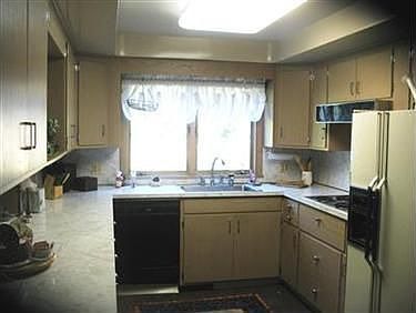 5th image of 2595 Buckhurst Dr
