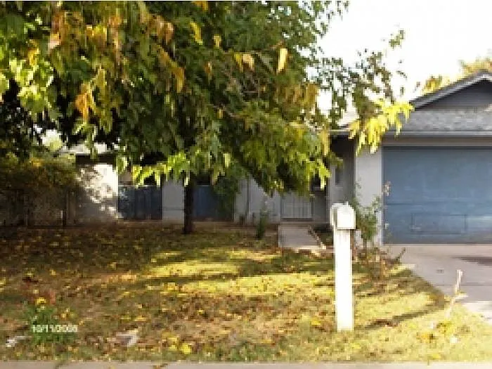 1113 Sandburg Ave photo 1