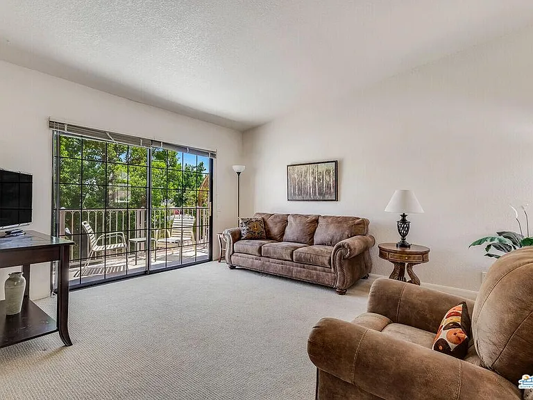 505 S Farrell Dr #Q104 — Photo 6