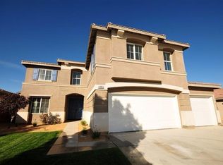 14860 Coachman Rd, Victorville, CA 92394