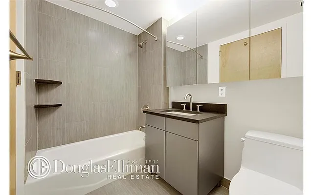 Rented by Douglas Elliman | media 15