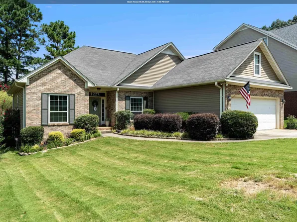 1227 Deer Trail Rd, Hoover, AL 35226