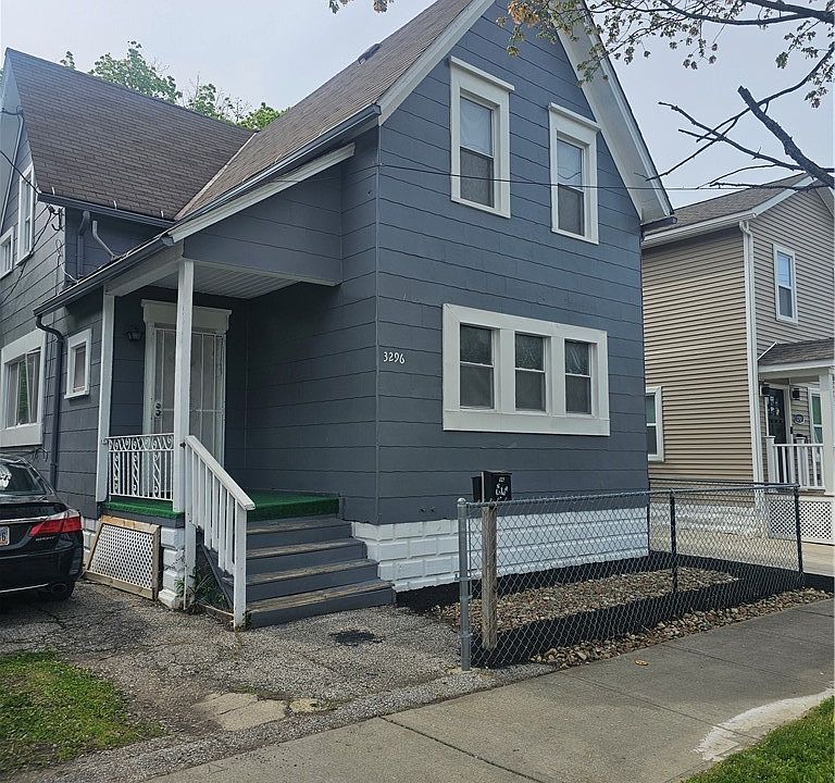 1st image of 3296 W 44th St