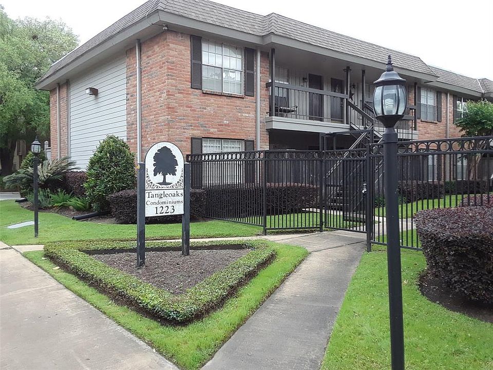 1st image of 1223 Augusta Dr APT 27