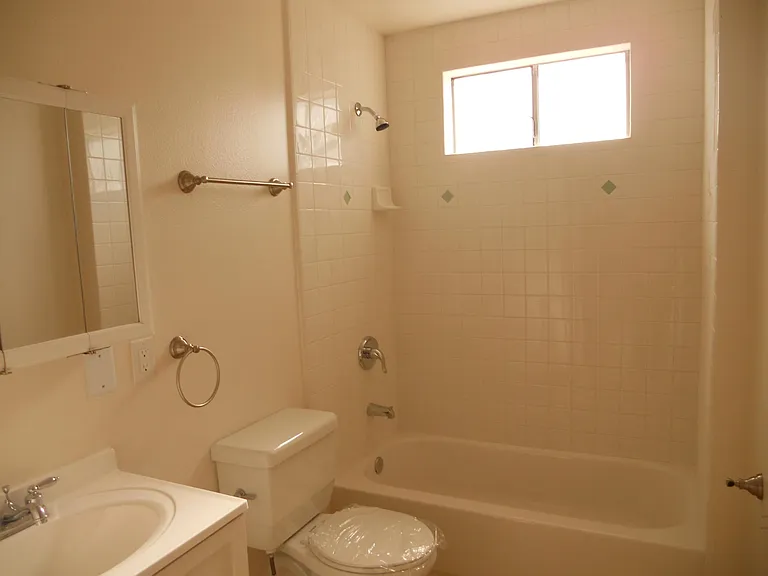 5140 Oakland St #6 — Photo 10