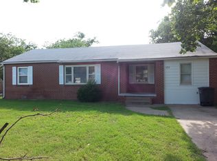 131 NE Elmhurst Ave, Bartlesville, OK 74006