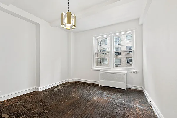 Sold by Compass | media 14