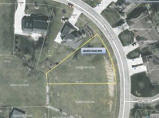 1325 Heatherdowns Dr, Defiance, OH 43512