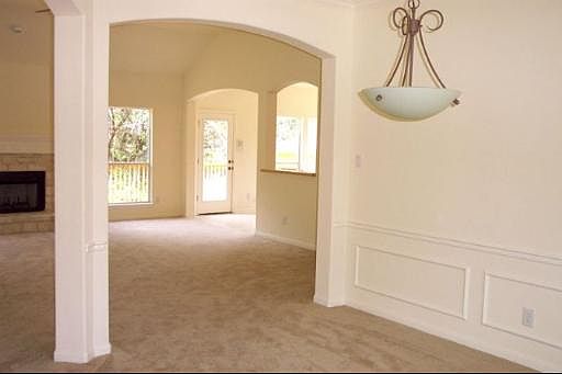 5th image of 10115 Winton Park
