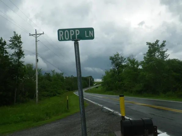 2 Barns St, Patton, PA 16668