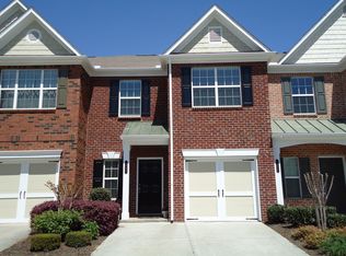 5646 Lawley Dr, Johns Creek, GA 30022