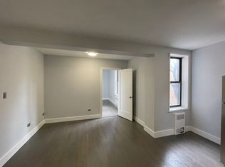 47-20 40th St #2H, Sunnyside, NY 11104