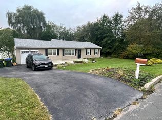 3 plymouth Rock Court, Washingtonville, NY 10992