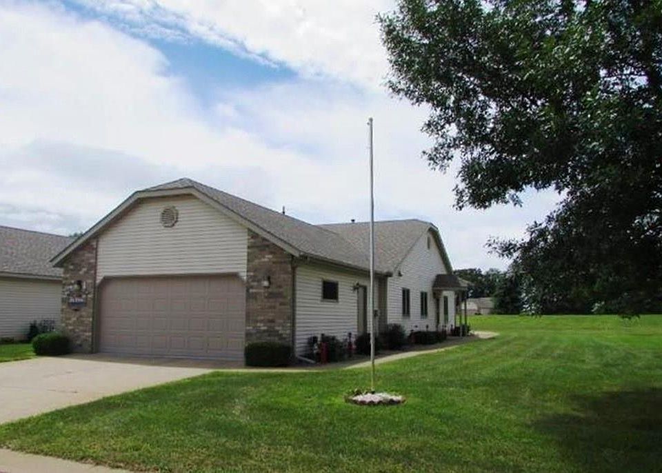1st image of 745 Mulligan Dr #B