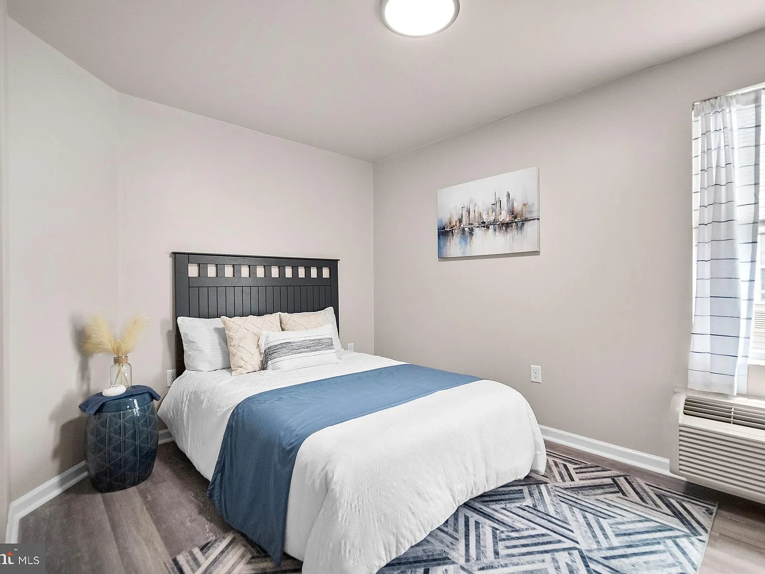 2 bed, 2.0 bath, 1232 sqft, $1,750 — Photo 4