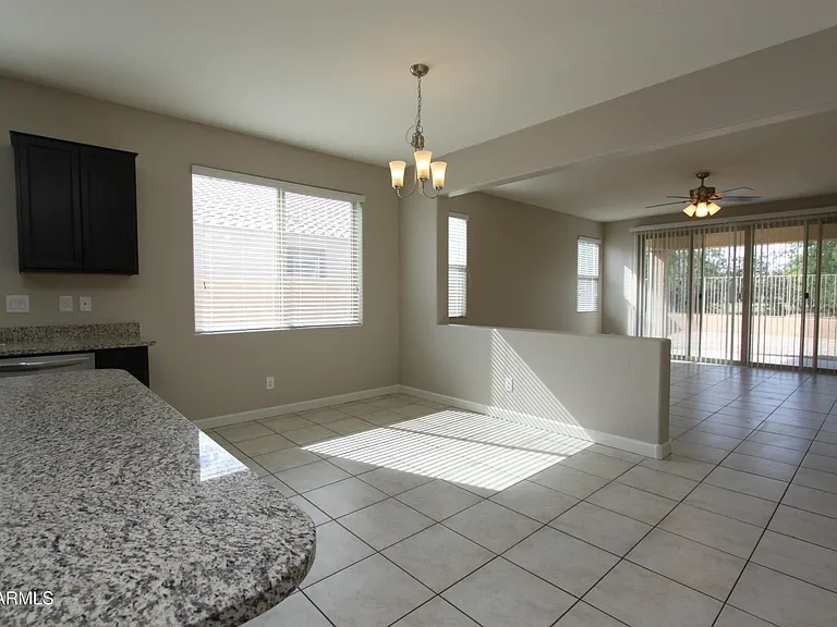 43522 W Snow Dr — Photo 5
