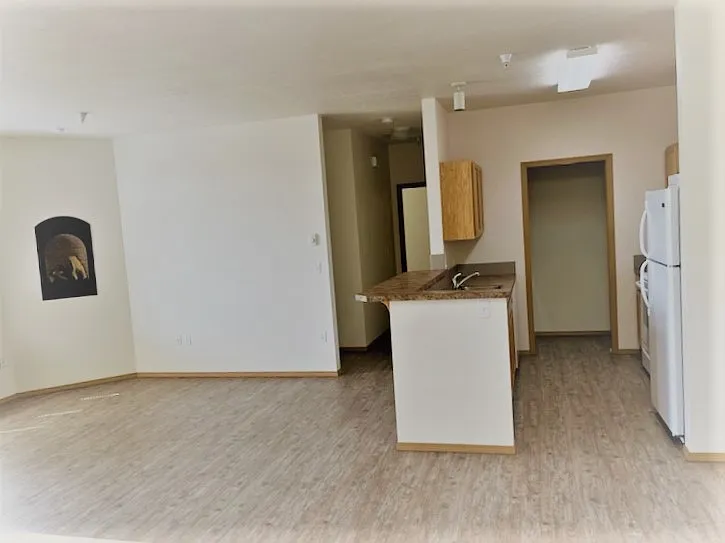 7715 N Crestline St #18 — Photo 6