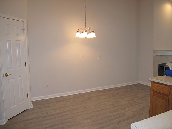 Eat in kitchen area for table