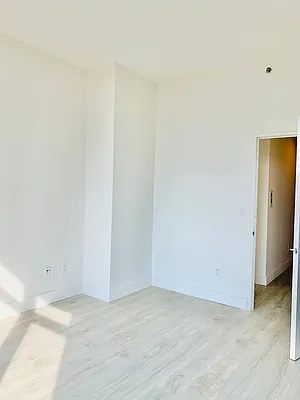 Rented by Algin Management | media 20