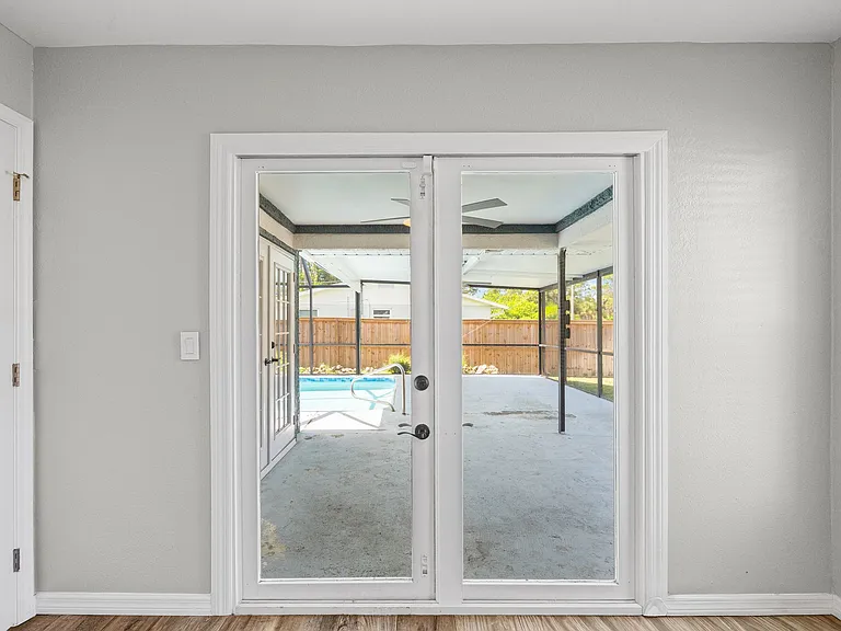 240 Eider Rd — Photo 25