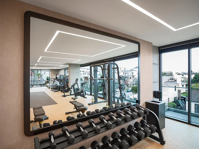 Venue Residences — Photo 25