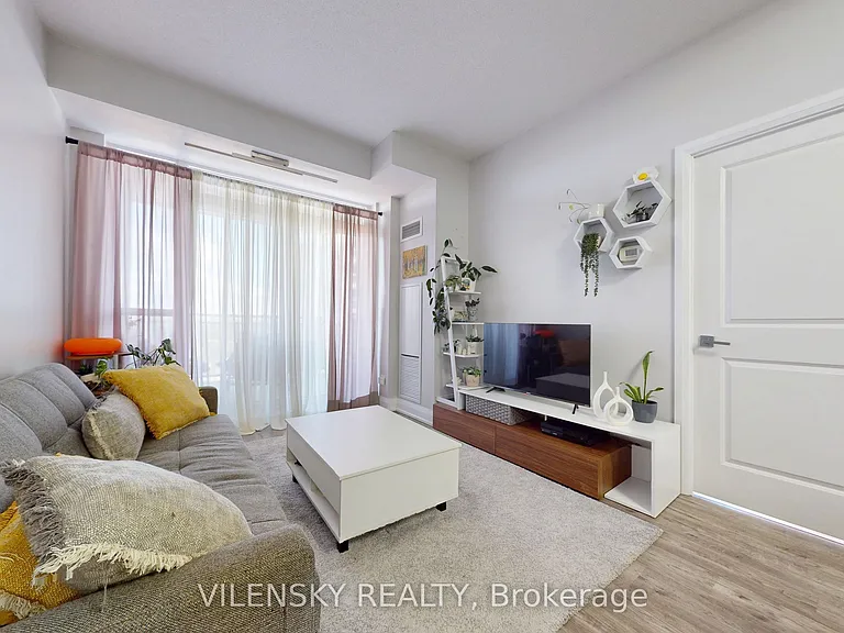 75 N Park Rd #1202 — Photo 2
