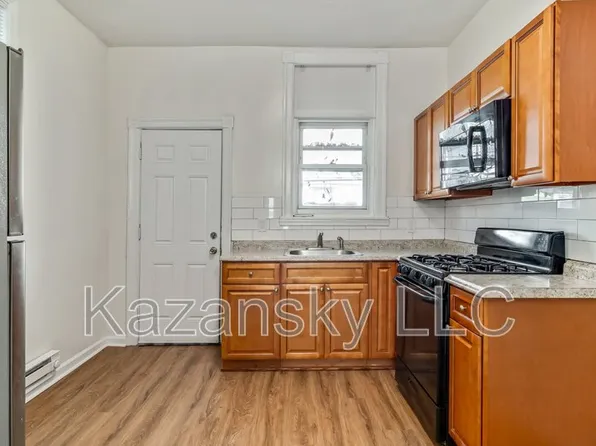 4808 N Franklin St, Philadelphia, PA 19120