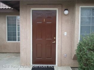 8118 Whitewater Dr, Bakersfield, CA 93312