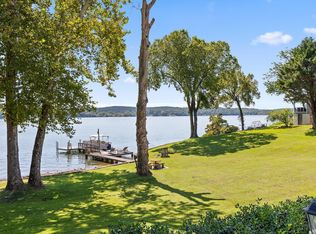 2166 S Shore Acres Rd, Soddy Daisy, TN 37379