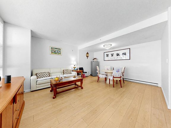 2nd image of 8268 Saba Rd