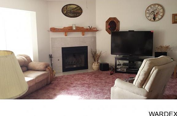 3rd image of 3651 Bonanza Dr