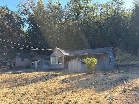 2nd image of 5100 N River Rd