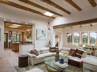 1116 Calle Conejo, Santa Fe, NM 87501