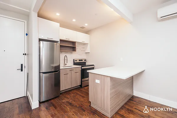 Rented by Nooklyn NYC LLC | media 16
