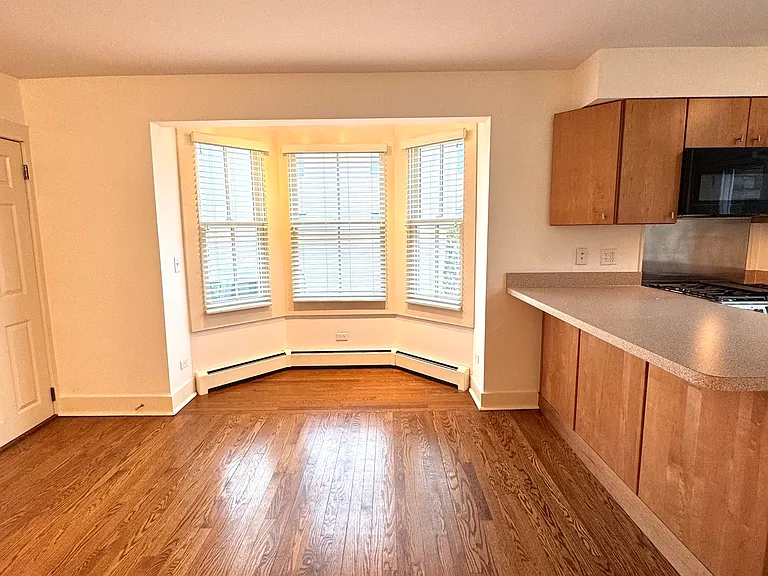 21 Diving St — Photo 15
