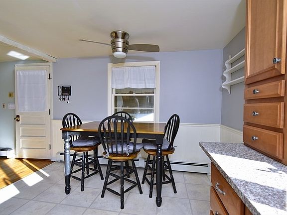 4th image of 2 Delancy Dr