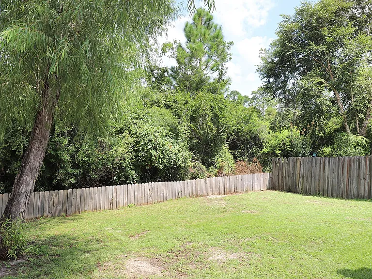 4892 Jaimee Leigh Dr — Photo 20