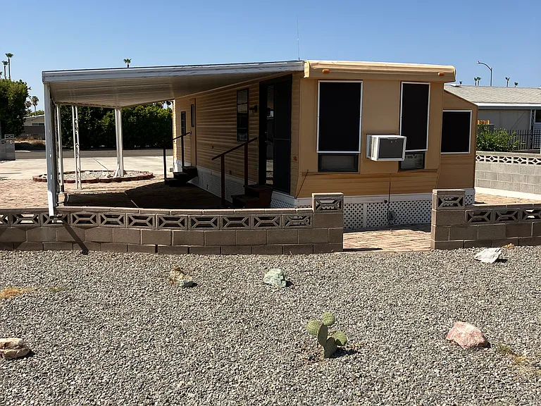 24 W Rio Colorado Dr #8 — Photo 2
