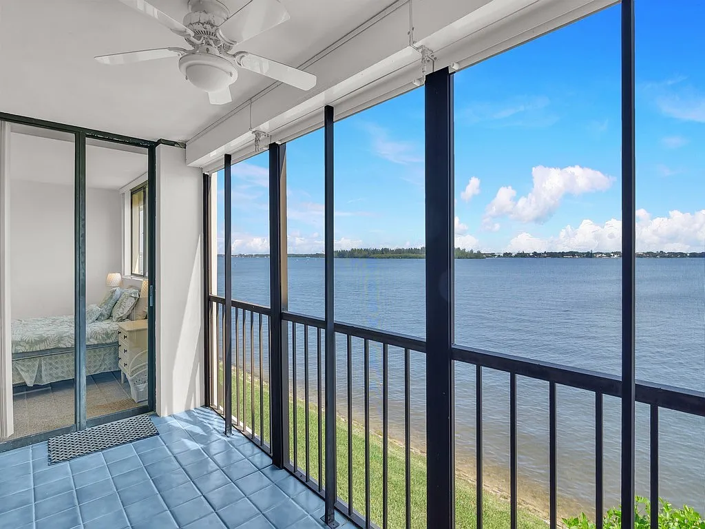 2 bed, 1400 sqft, $3,000 — Photo 1