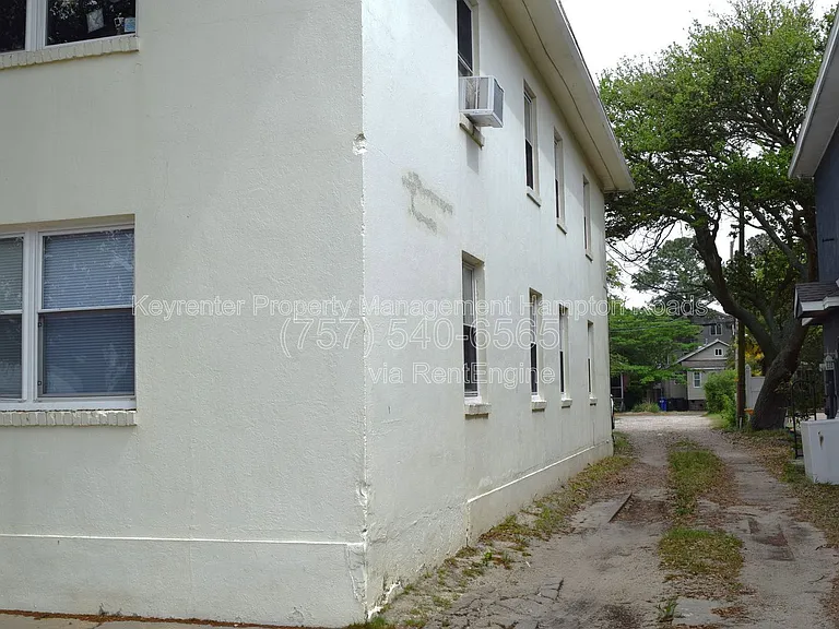 925 Little Bay Ave #A3 — Photo 41