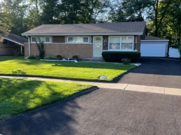 16202 Sussex Ct, Markham, IL 60428