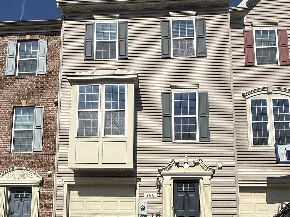 1st image of 780 Cherry Bark Ln