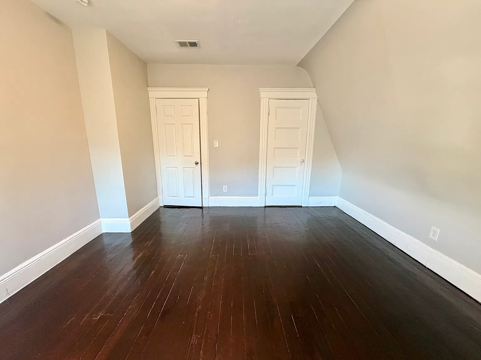 306 Arlington Ave — Photo 4
