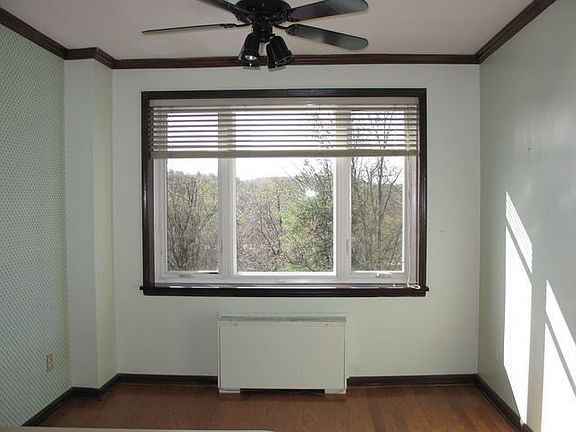 5th image of 16 Rockledge Ave APT 4G2