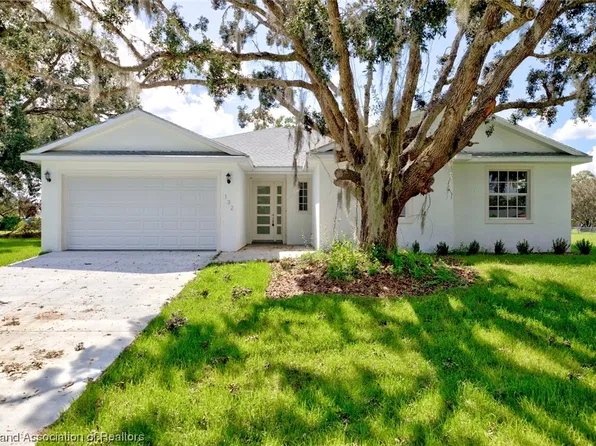 132 Oak Knolls Cir, Sebring, FL 33870